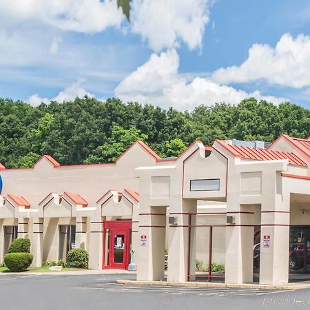 Quality Inn Windsor Locks Exterior foto