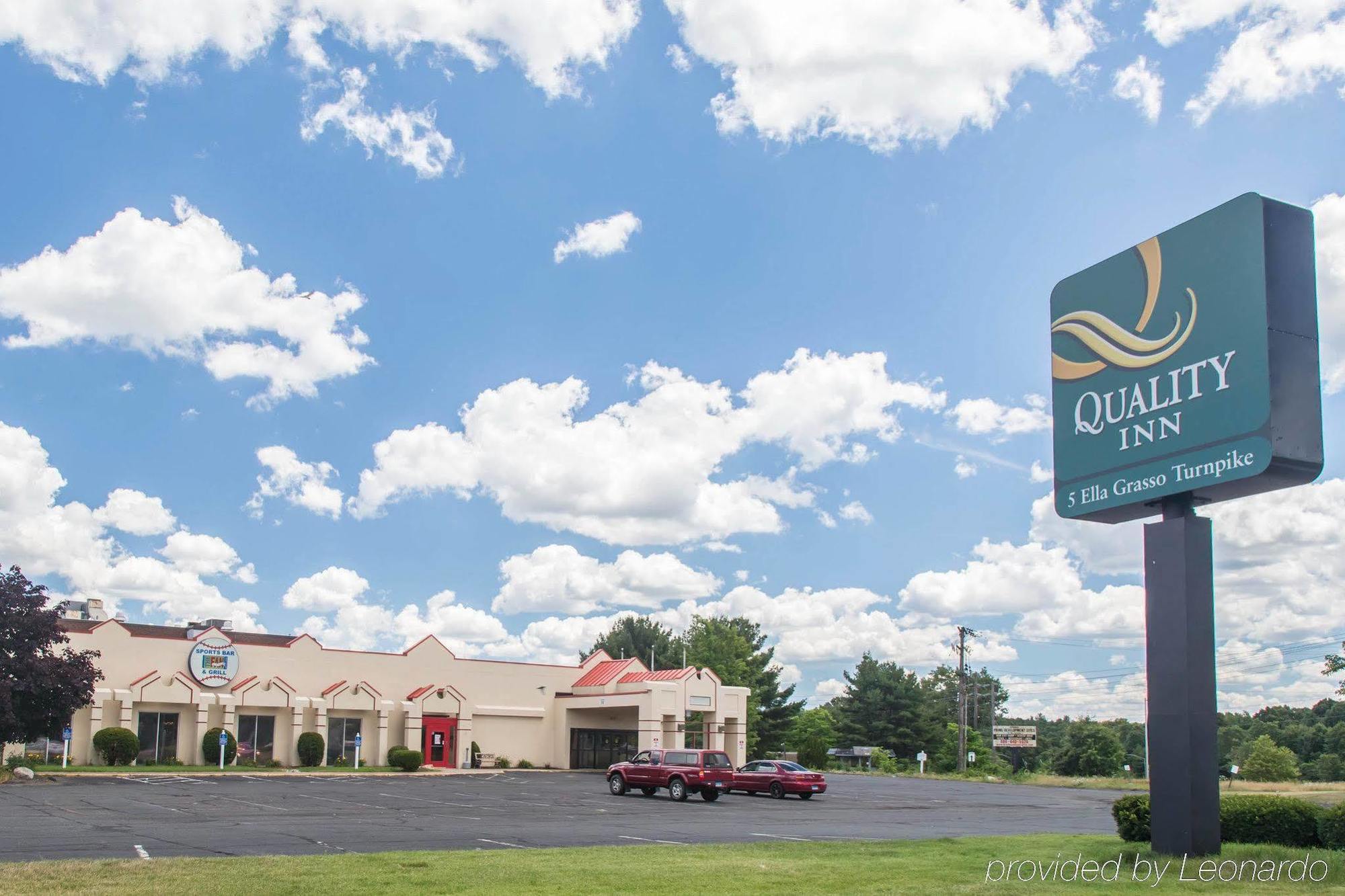 Quality Inn Windsor Locks Exterior foto